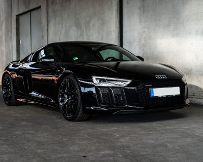 Chauffeurservice 7 Audi R8 Coupé V10 Plus Black Edition