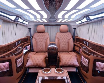 Chauffeurservice 1 Rollende Luxus-Lounge: V-Klasse Maybach